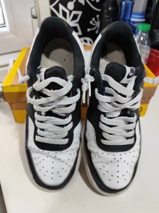 Zapatillas Nike Negras y Blancas