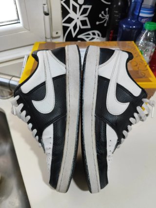 Zapatillas Nike Negras y Blancas