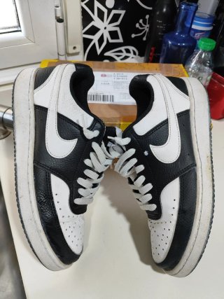 Zapatillas Nike Negras y Blancas