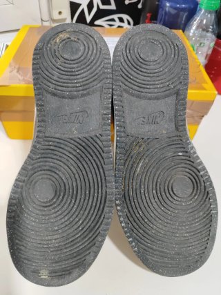 Zapatillas Nike Negras y Blancas