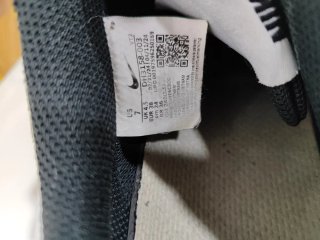 Zapatillas Nike Negras y Blancas