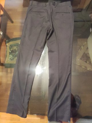 Pantalón de traje negro. Talla 40