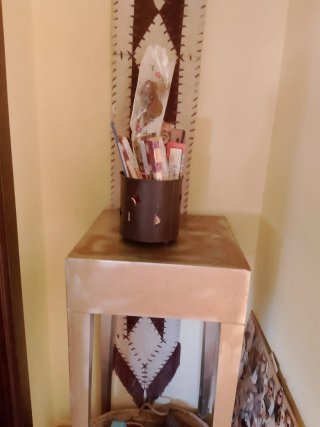 Mesa recibidor metal y madera