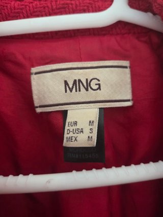 Abrigo Mango Rojo Talla M