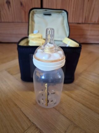 Medela Extractor de leche doble y maleta