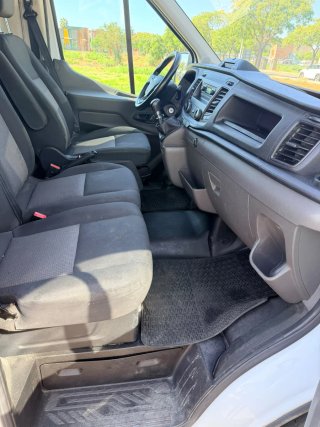 Ford Transit 2021