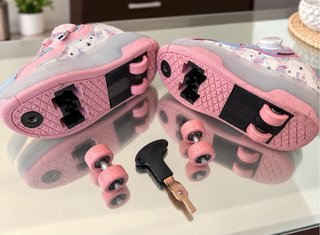 Zapatillas con ruedas tennis patin con acsesorios