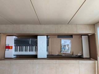 Piano Alesis Recital 88 teclas + soporte. Poco uso
