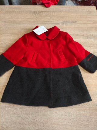 Abrigo niña 12 meses rojo y gris