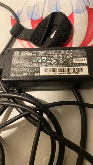Cargador Portátil HP 65W