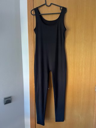 Mono negro tirantes