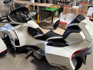 Cam-Am Spyder RT Trike Blanco 990cc