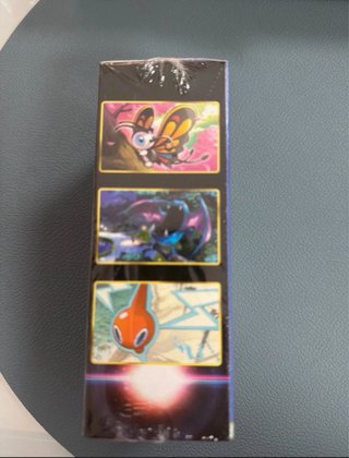 Pokémon TCG: Dark Phantasma Booster Pack