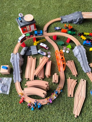 Lote trenes y pistas madera