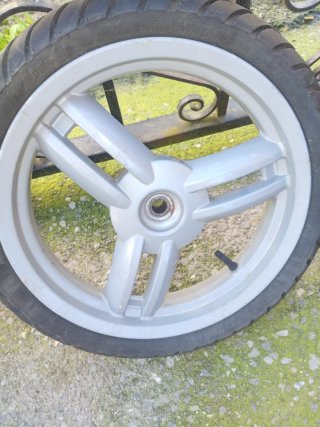 Llantas Peugeot Ludix 50 (2 unidades)