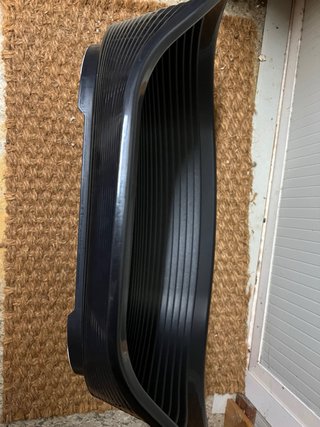 Cama para perro de plástico negro Ferplast