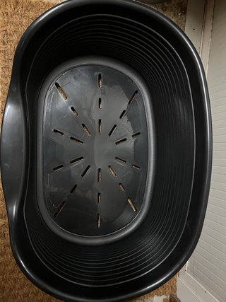 Cama para perro de plástico negro Ferplast