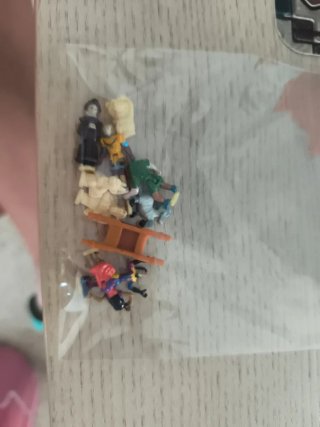 Polly Pocket Jorobado de Notre Dame. Muñecos ok