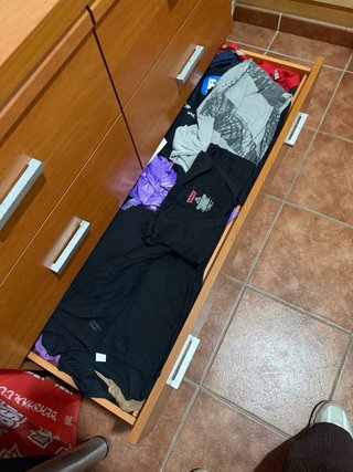 Cómoda de madera con 6 cajones