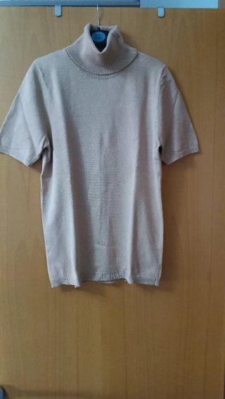 Jersey Mango cuello alto manga corta talla S