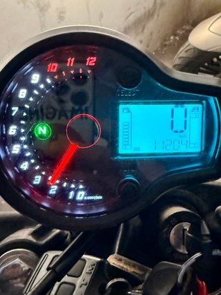 Hyosung GV 125 S Bobber Negra