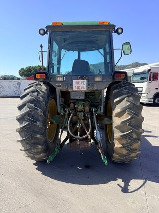Tractor John Deere