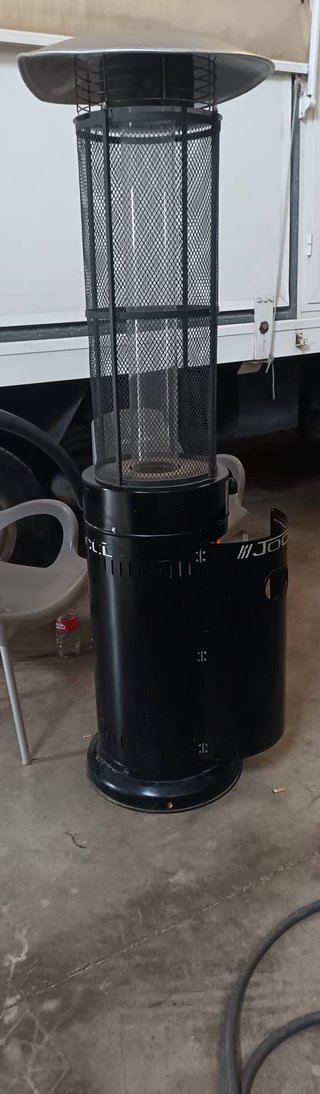 Estufa de gas negra