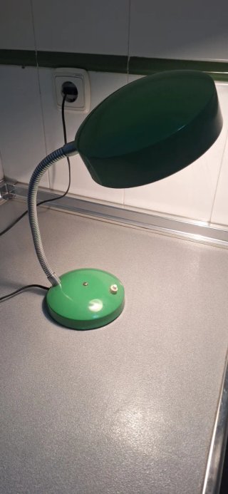 Flexo vintage verde metal y plástico