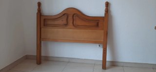 Cabecero de cama de madera