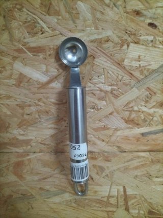 Cuchara para fruta de metal