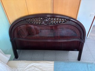 Cabezal de madera antiguo clásico elegante calidad