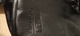 Mochila de viaje negra