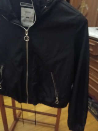 Chaqueta ligera Bershka mujer Talla M