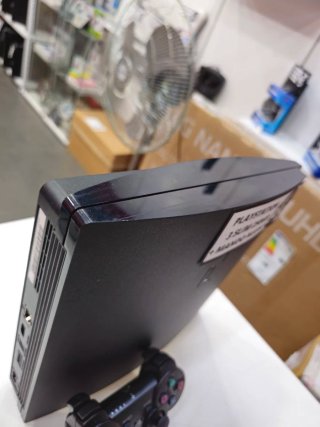 PlayStation 3 Slim 250GB + Mando Nuevo