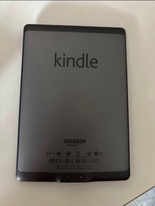 Amazon Kindle 4 generación con funda