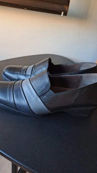 Zapatos de señora negros y grises