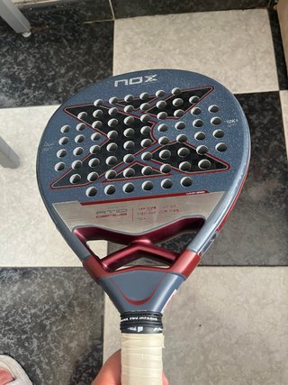 Pala de pádel NOX AT10 Genius 12K