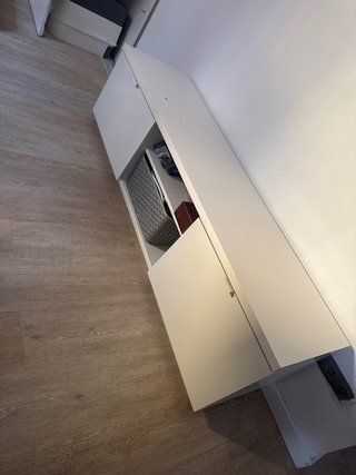 Mueble TV blanco y madera