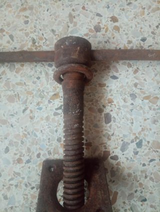 Tornillo mesa carpintería