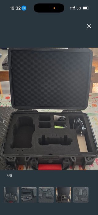 DJI Mavic 2 Zoom + Smart Controller + 5 Baterías