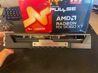 Sapphire Radeon RX 9060 XT 16GB Tarjeta Gráfica