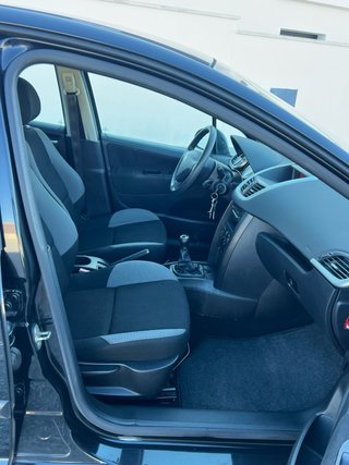 Peugeot 207 2007 120.000 kilometros