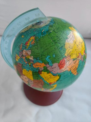 Globo terráqueo vintage años 70-80