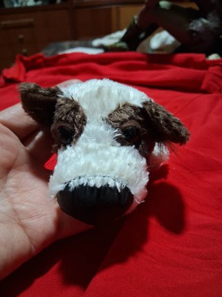 Perrito de peluche coleccionable