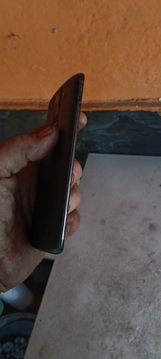 LG K8 LTE Negro,Signos de Uso Evidente Funcionando