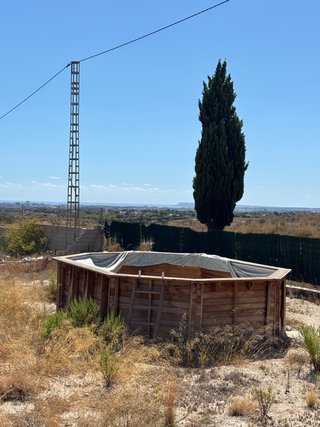 Piscina de madera octogonal