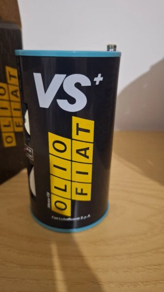Radio d'epoca Olio Fiat FUNZIONANTE con scatola