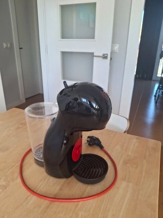 Cafetera Dolce Gusto Negra