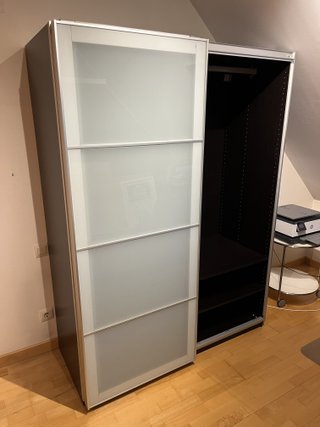 Armario puertas correderas cristal IKEA