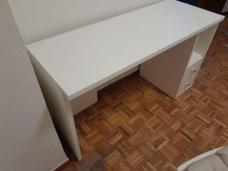 Escritorio blanco con cajones Medidas   135 lar